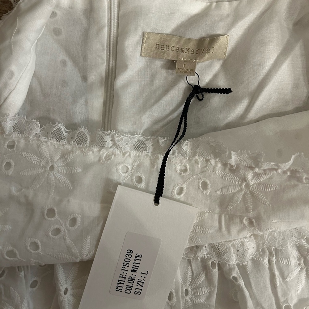 Best Day Ever Eyelet Tiered Mini Skirt - White - LARGE NWT - Picture 3 of 4